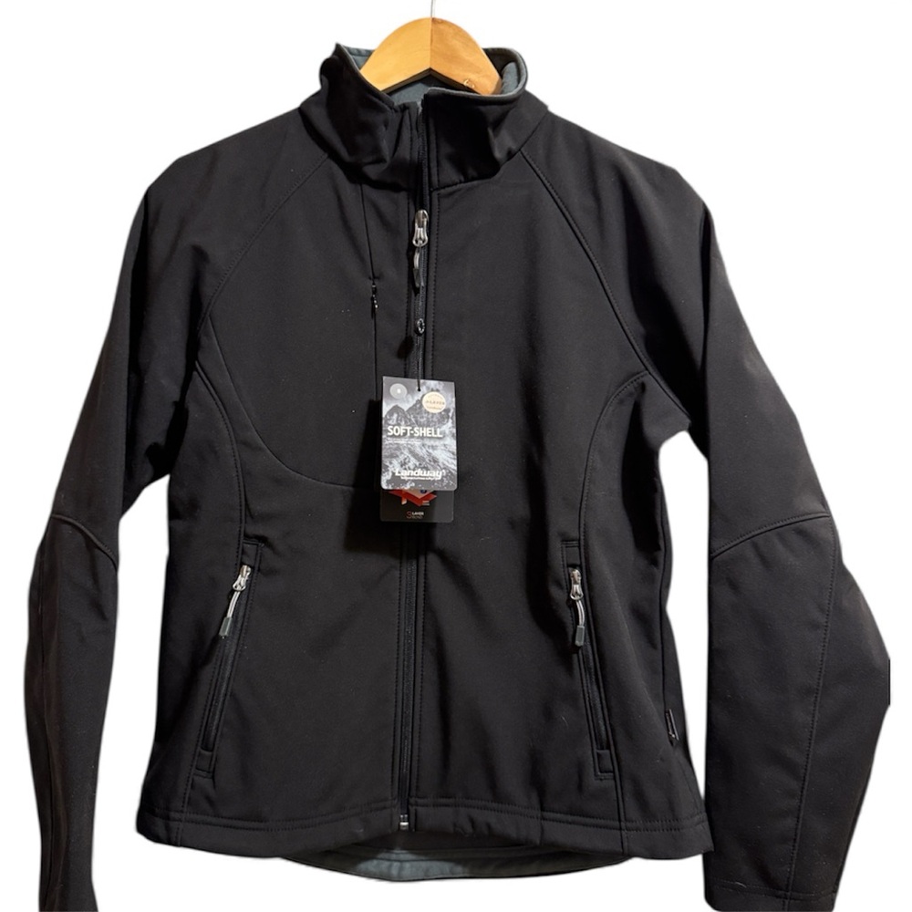 NEW Women's Landway soft shell Matrix jacket